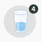 أيقونة قطرة ماء ترمز إلى شرب كوب ماء إضافي بعد مشروب ناتشرا لتحسين الهضم